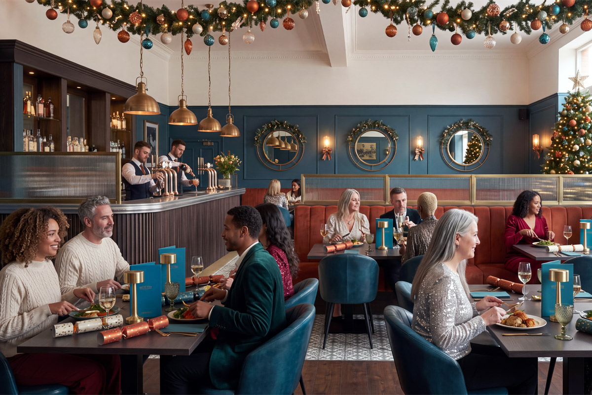 Commercial Furniture for Peak Season Hospitality Venues Commercial Furniture for Peak Season Hospitality Venues