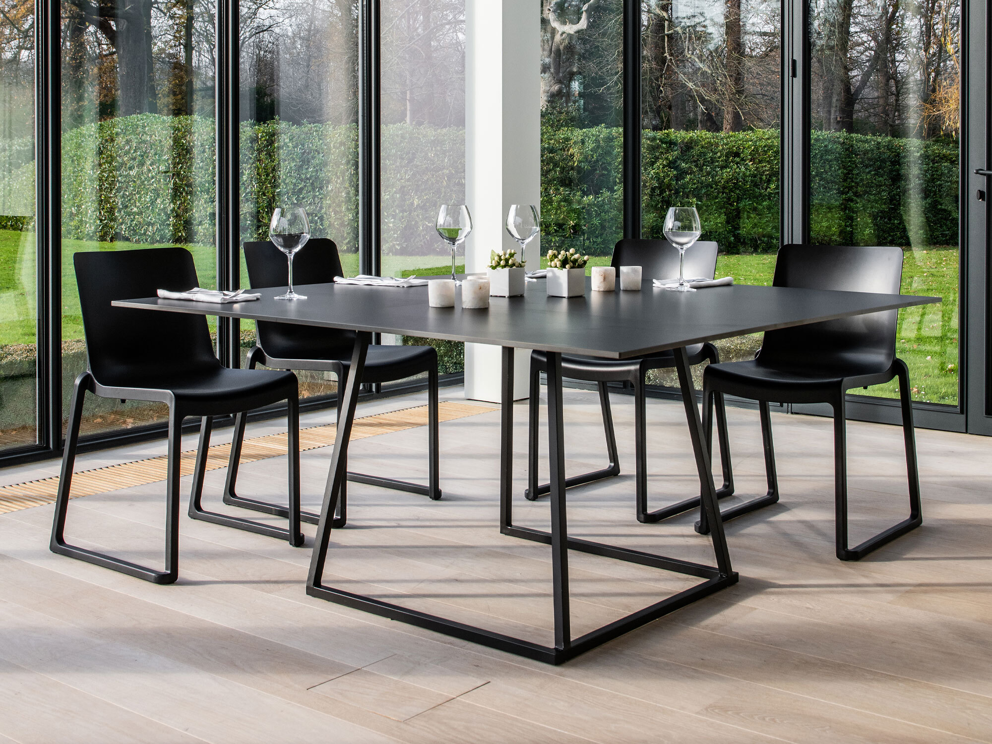 Flexfurn Linea Event Tables